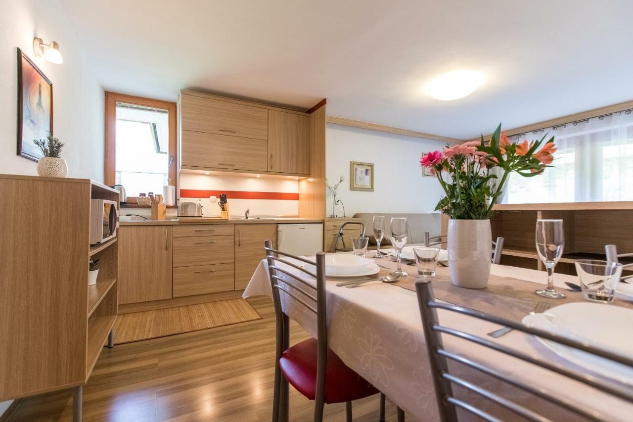 Apartment Natur Bled Bagian luar foto
